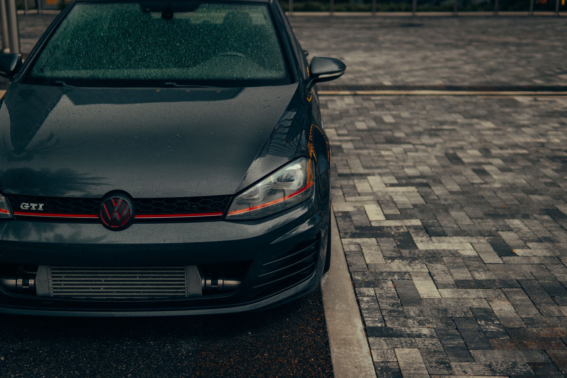 Upravený VW Golf 7 GTI