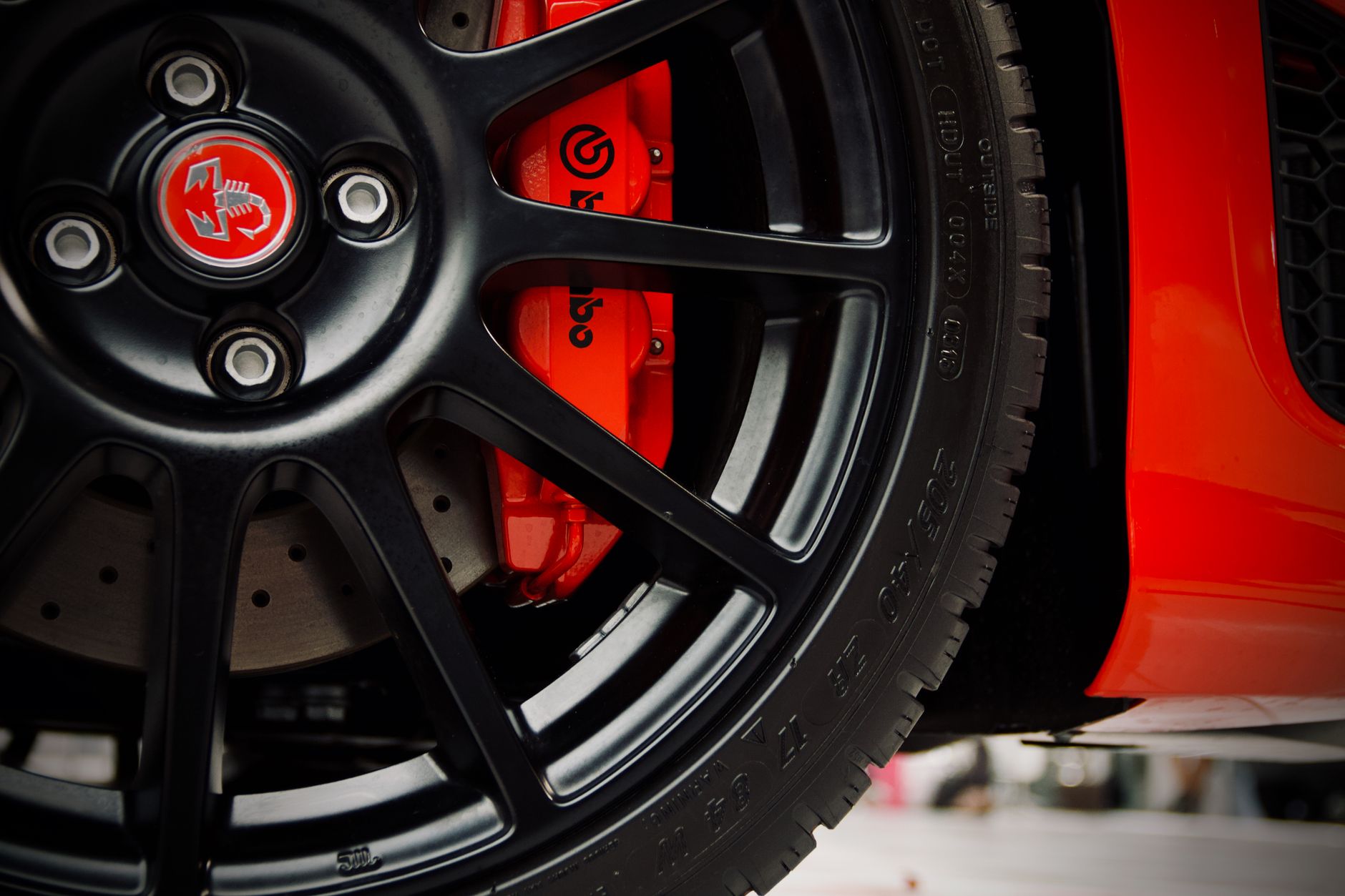 Brzdový kit Brembo GT 355 mm